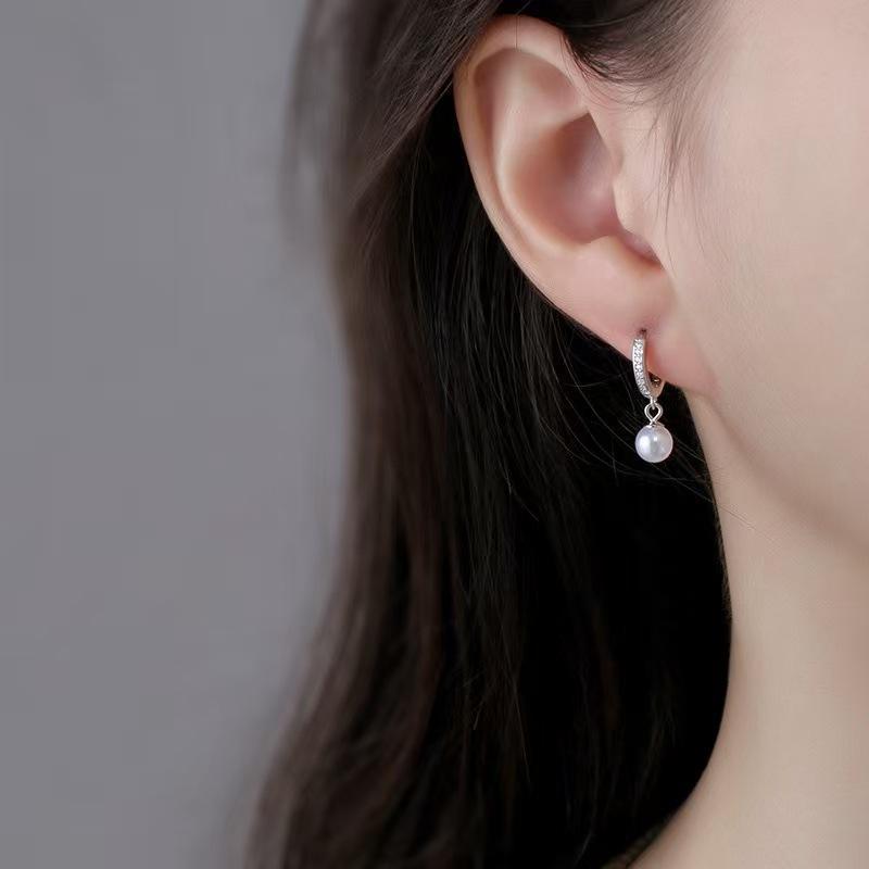 Silberne Calla-Lilien-Hängeohrringe Zweifarbig mit Goldakzent Strukturiert Leicht Mode-Schmuck für Damen Urlaubs-Accessoires
