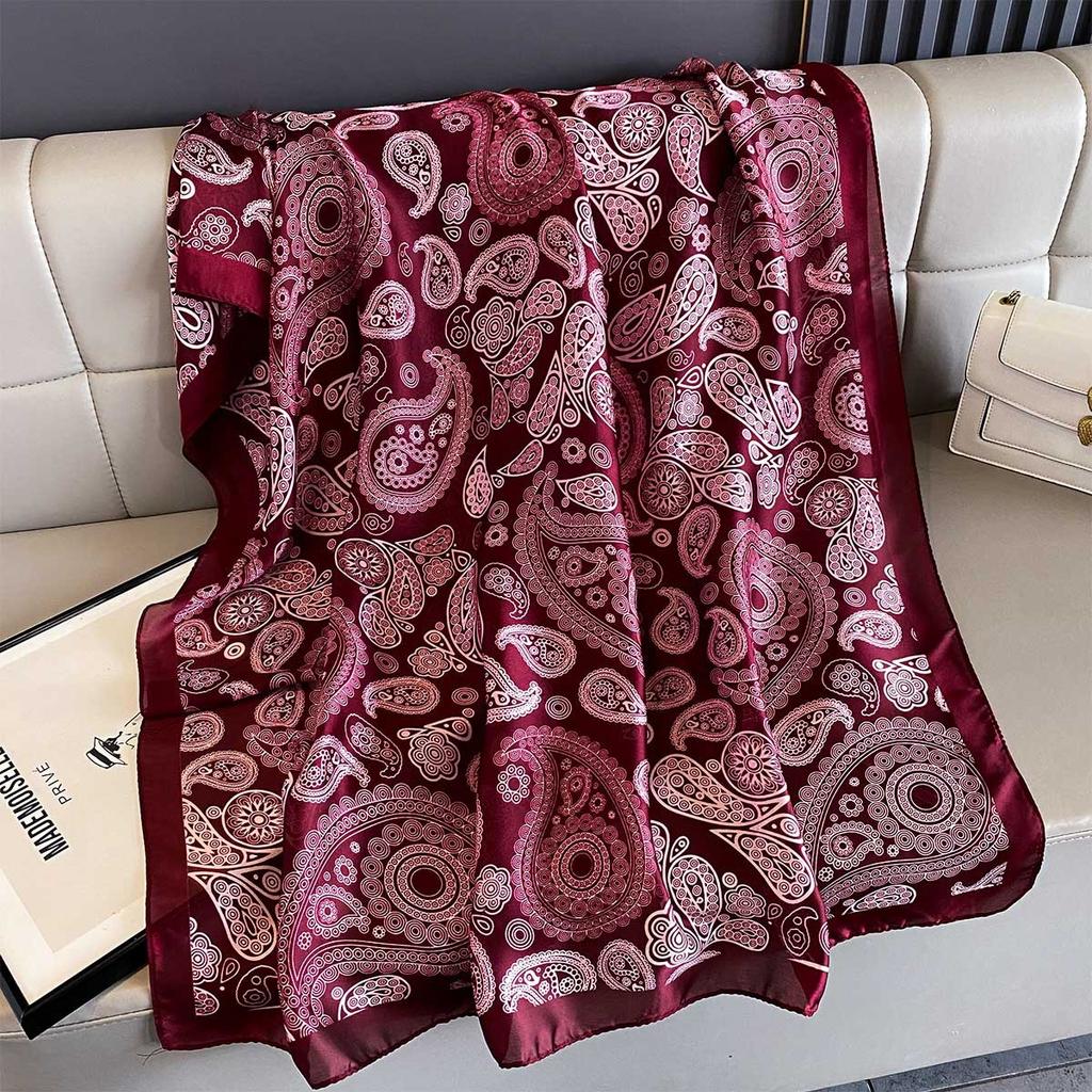 130cm New Arrival Belt Chain Scarf For Ladies Brand Silk Scarf  Design Big Square Scarf Women Neckerchief Twill Sunscreen Shawl