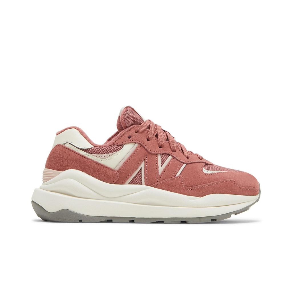 New Balance Womens 57 / 40 'Henna Oyster Pink' (women's sizes) Henna / Oyster Pink Running Shoes W5740HG1