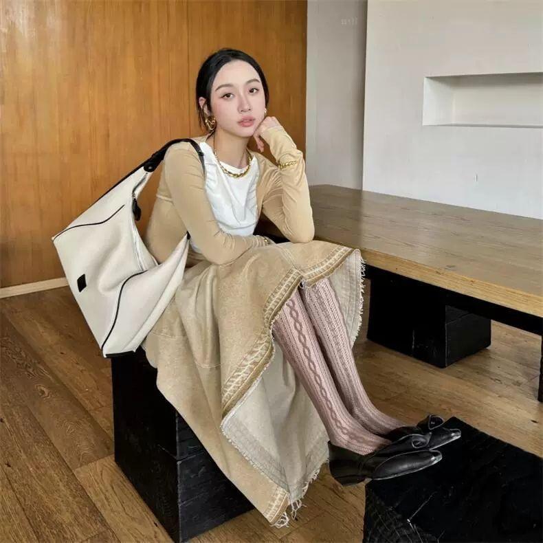 New Armpit Bag, Portable Shoulder Messenger Bag, Large-capacity Commuter Bag.