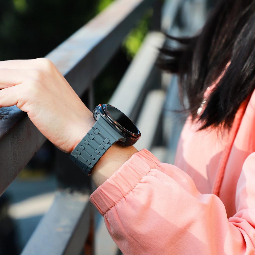 Magnetic Silicone Strap for Samsung Galaxy Watch Ultra 47mm Band for Samsung Ultra 7 47 Galaxy 47MM Men Sports Loop Bracelet