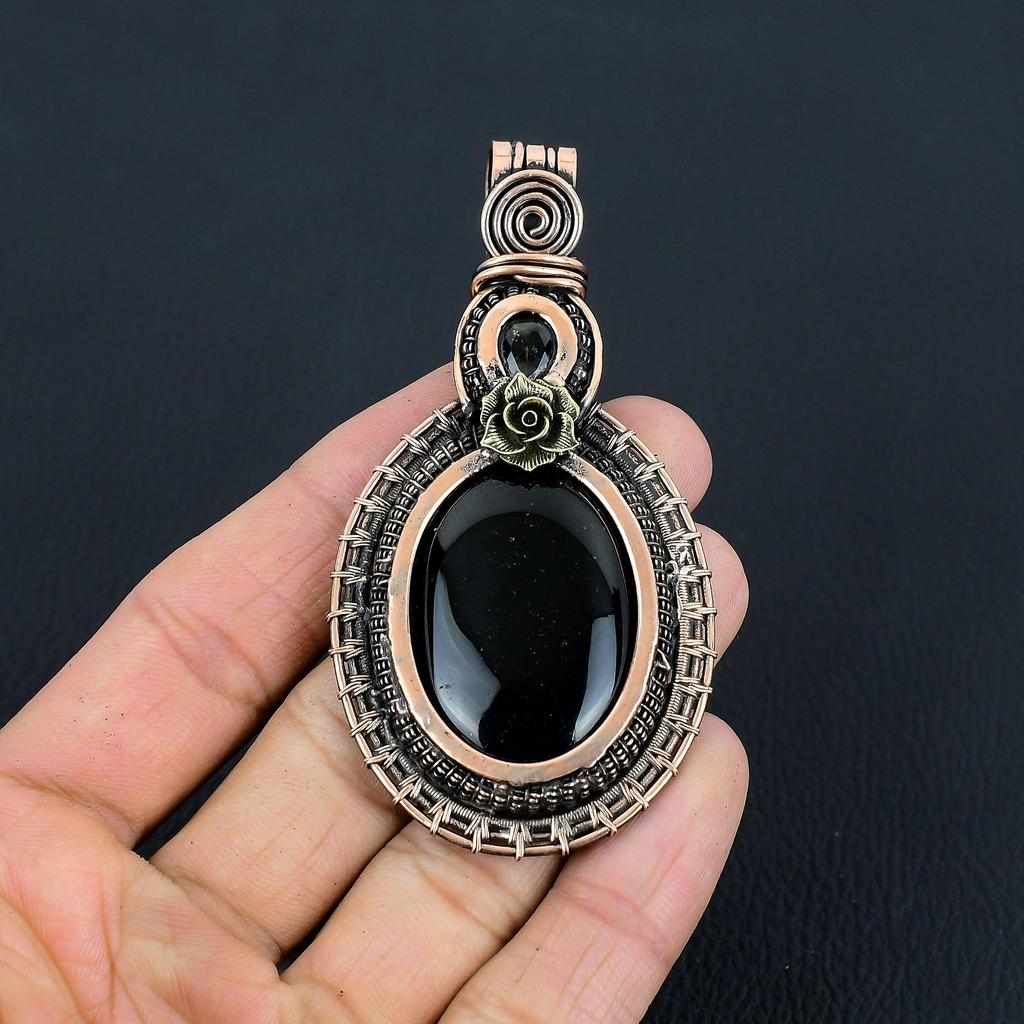 Ručně vyráběné šperky z černého Onyxu Náušnice omotané drátem z čisté mědi na Den díkůvzdání