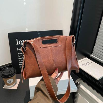 Fashion Design Style Fringed Handbag, Classic and Versatile Single-shoulder Crossbody Bag