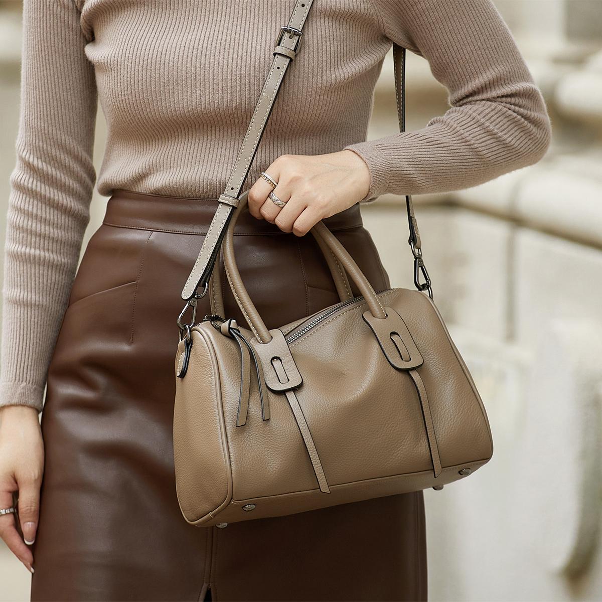 

Ограниченная зимняя сумка-тоут Boston из натуральной кожи класса люкс