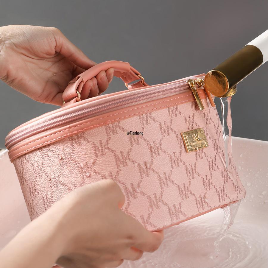 Women's Large Capacity 3D Portable Cosmetic Bag - 2024 Handheld Case