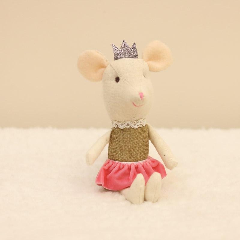 Bambole di peluche Animali di peluche Cartoni animati Giocattoli per bambini per bambine Regalo di compleanno Natale famiglia di topi casa delle bambole
