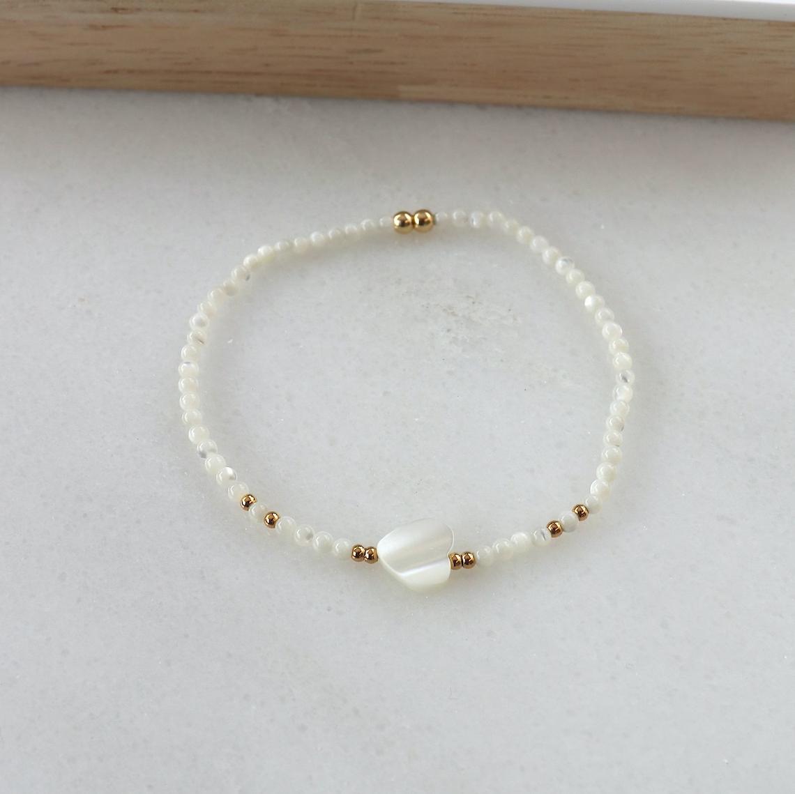 

Vlen Natural Shell Beaded Bracelet Stretch Heart Cross Dainty Bracelets Stackable Pulseras Jewelry for Women