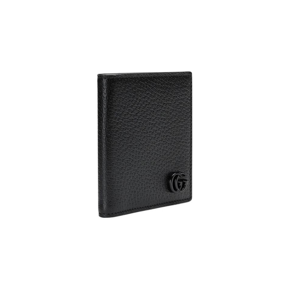 Gucci GG Marmont Bi-Fold Geldbörse, Schwarzes strukturiertes Leder mit mattschwarzer GG-Hardware, Schlanke kurze Herren-Geldbörse für den täglichen Gebrauch 722737-1T56F-1000