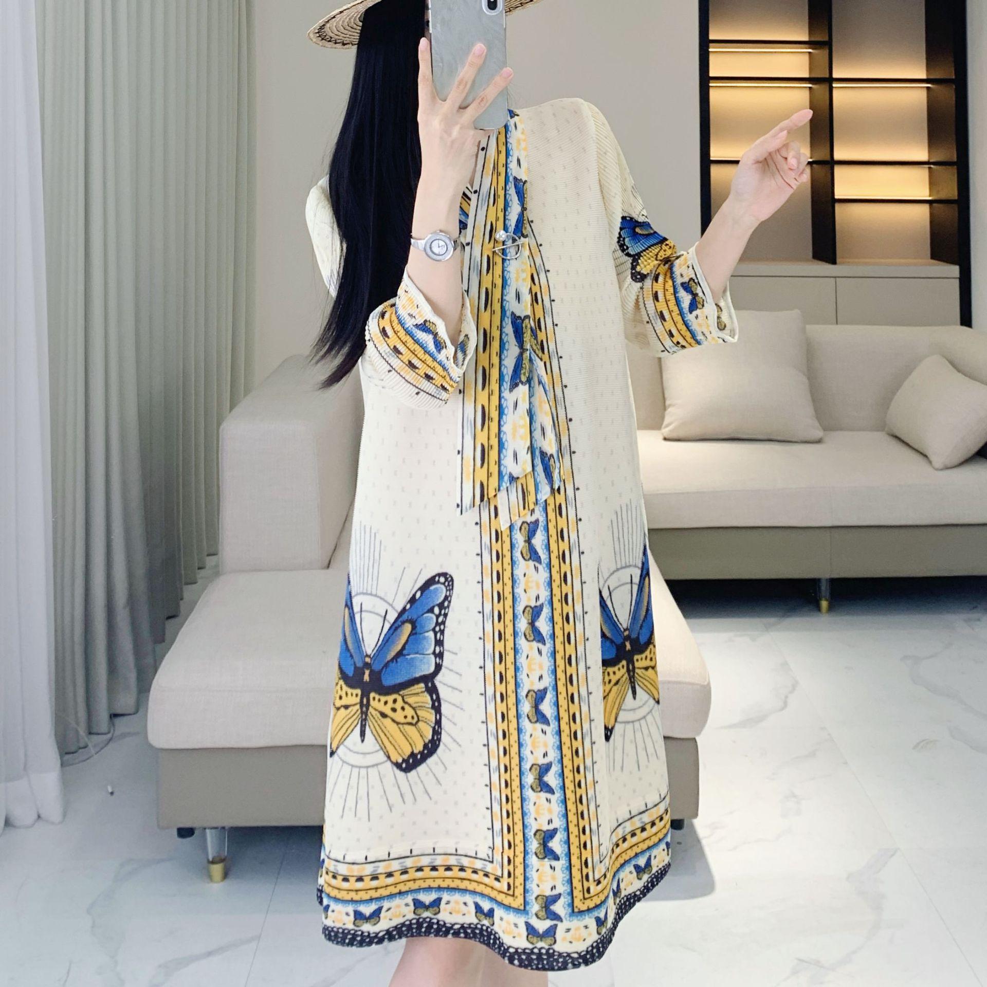 

Осенний шик Платье А-силуэта с мелким принтом бабочек One Size [suitable for 90-150 jin] абрикосовый