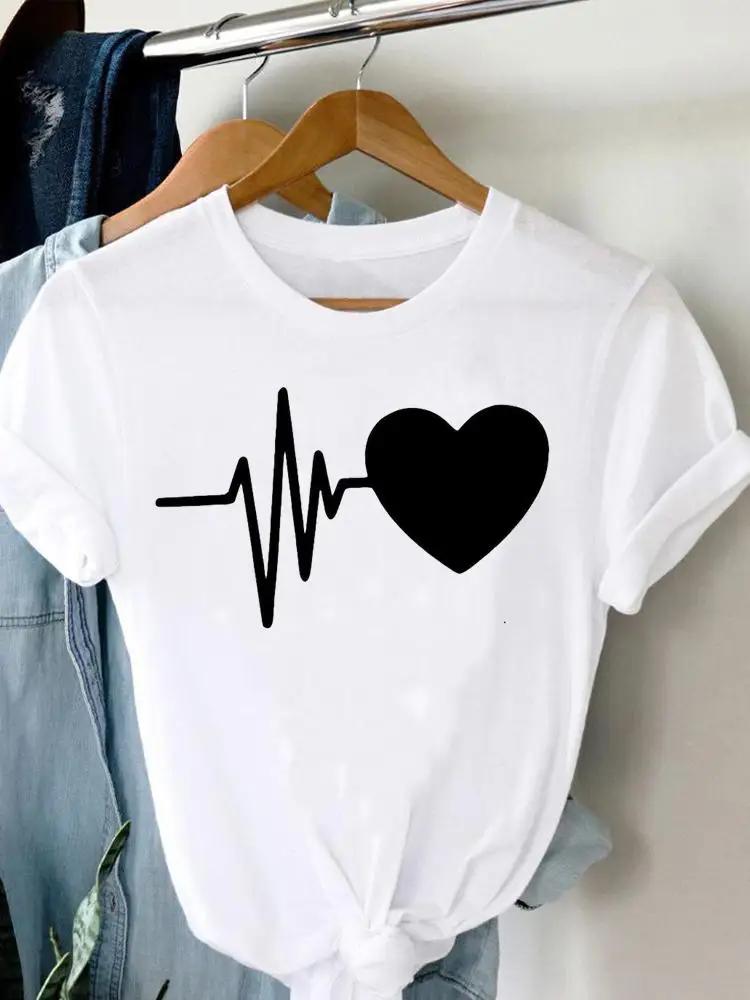 

90s Tee Women T-shirt Summer Short Sleeve Print Clothes Graphic T Shirt Feather Painting Bird Clothing Fashion Female Top 4XL