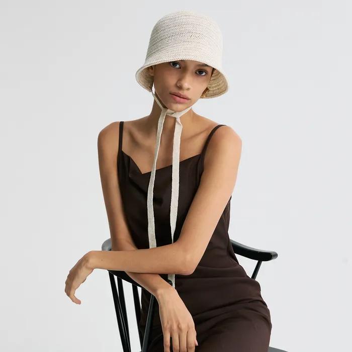 DETACHABLE STRAP CROCHET BUCKET HAT NATURAL