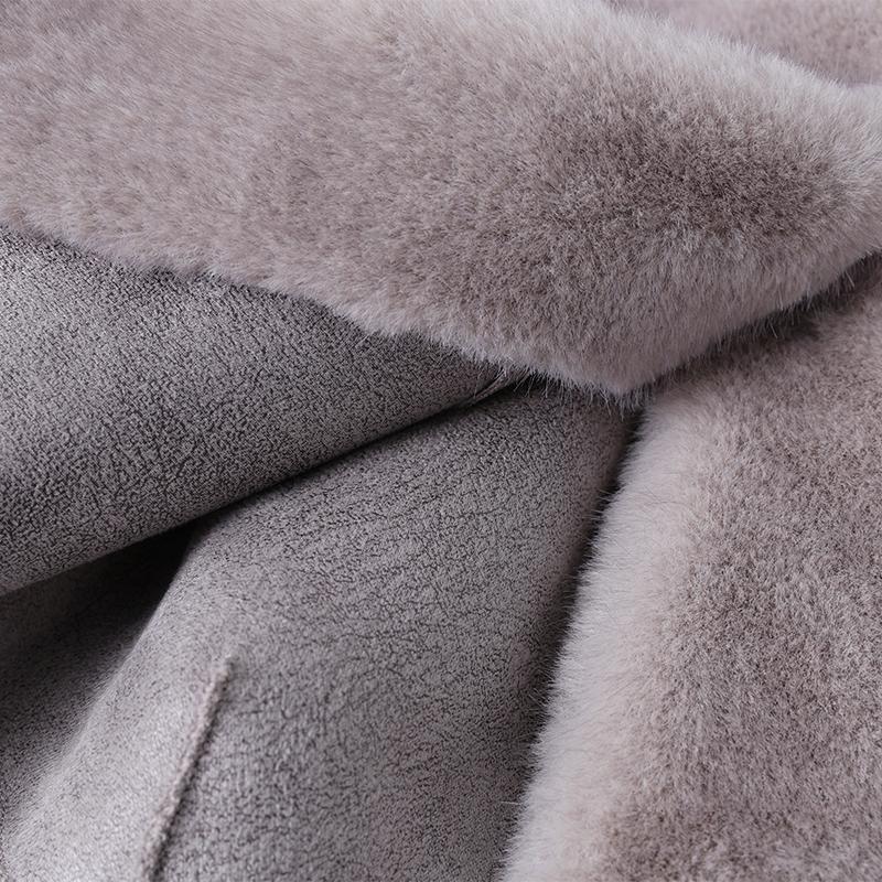 Luxurious Winter Faux Fur Coat for Women Thick Warm Outerwears Elegant Middle-aged Woman Fur Jacket