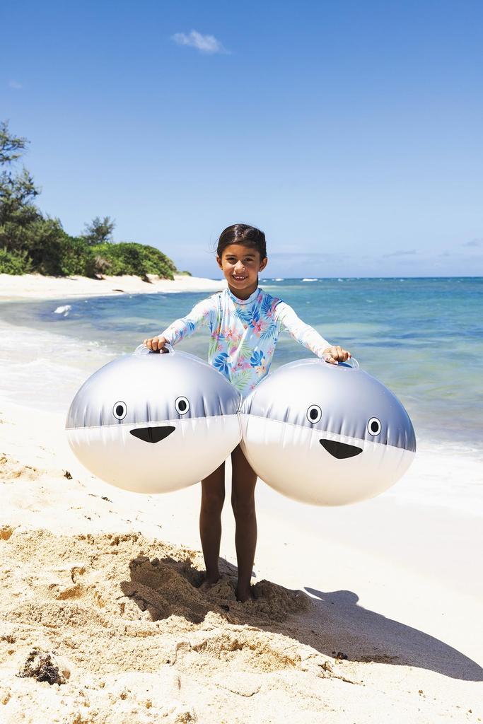 Igarashi Float Sticky Sakaban Float 130 x 123cm, inflated size approximately 99 (W) x 114 (L) x 42cm (H) (including handle)