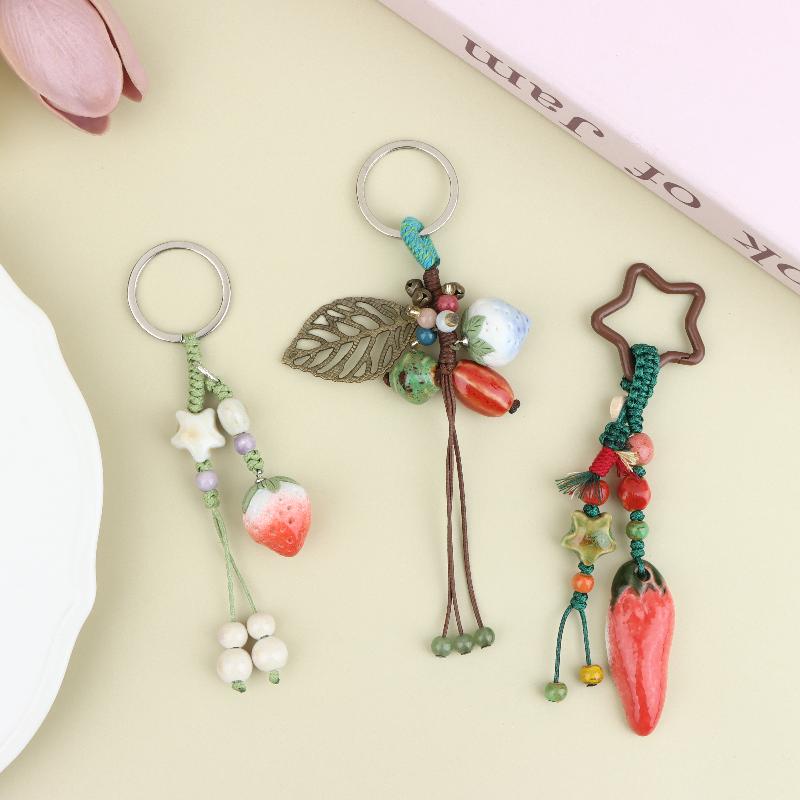 Handmade Ceramic Strawberry Pepper Keychain Vintage Style Smooth Surface Key Ring for Purse Hanging Decoration Gift