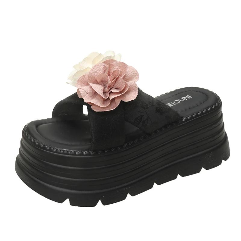 

Модные женские шлепанцы на высокой платформе 8 см, лето 2025, новинка, на толстой подошве, женские туфли на высоком каблуке, цветочные пляжные сандалии, этнические шлепанцы 34