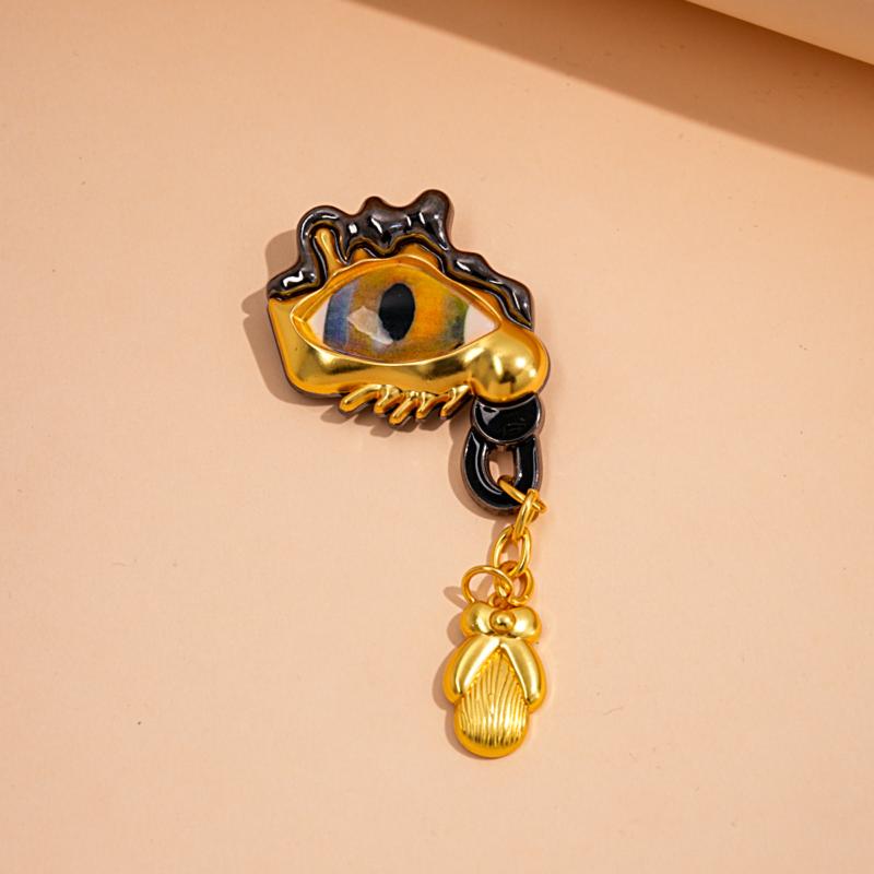 Elegant Hollow Keyhole Brooch For Women Trendy Fashion Jewelry Gift Commute Party Daily Wear Accessories