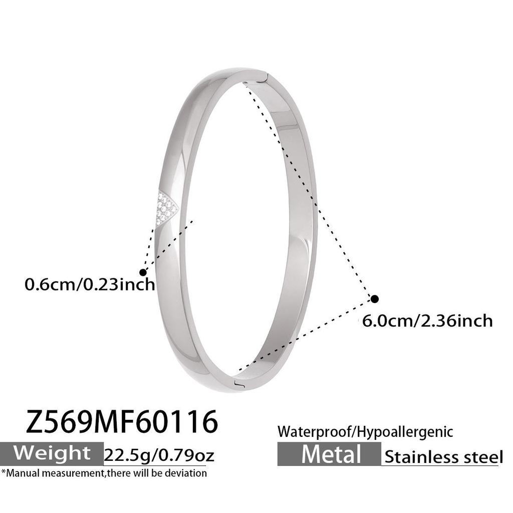 Sada geometrických zirkonových náramků pozlacená 18K zlatem - Lehký luxus a elegantní design