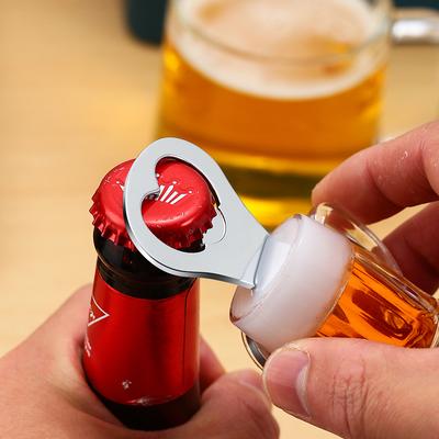 1-5 Stück Kreativer Flaschenöffner in Bierglasform für Limonadenflaschen, Magnetischer Aufhängbarer Flaschenöffner, Kühlschrankmagnete, Lustiges Geschenk, Haushaltsküchen-Gadget