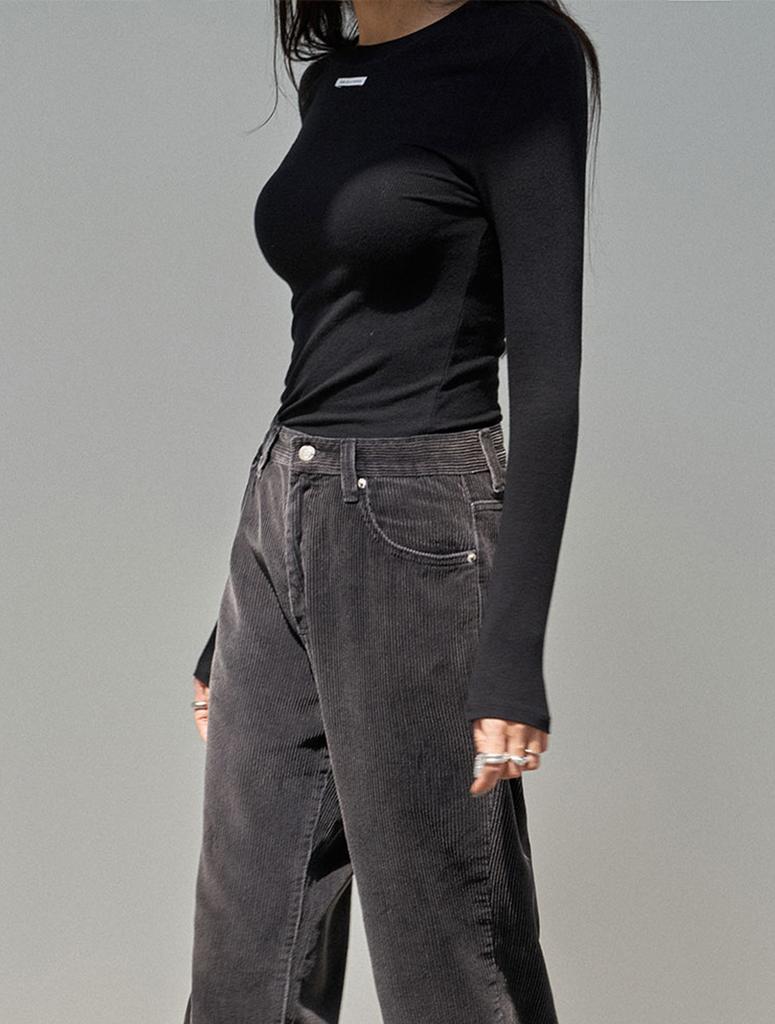 Memua Label Up Ribbed Slim T-Shirt (Black)