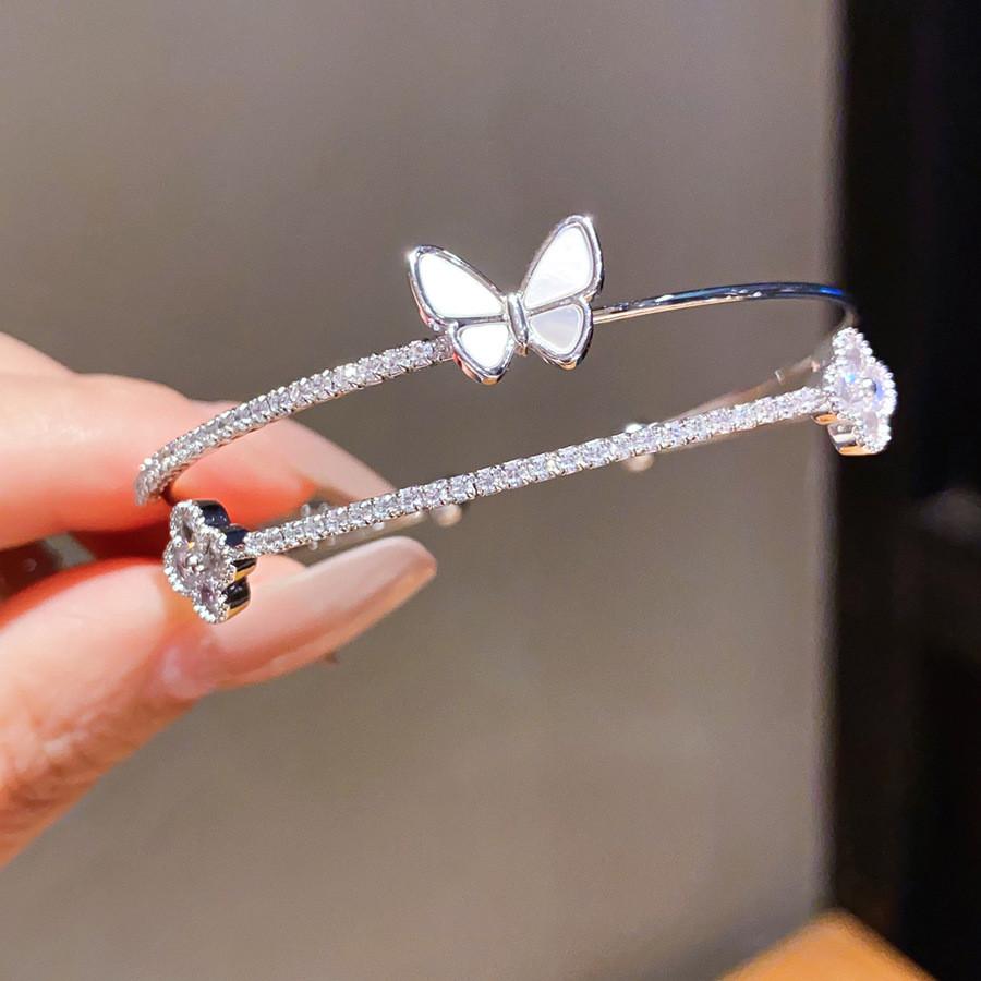 Floral Butterfly Fashion Bracelet With Gold Plating For Women Silver White