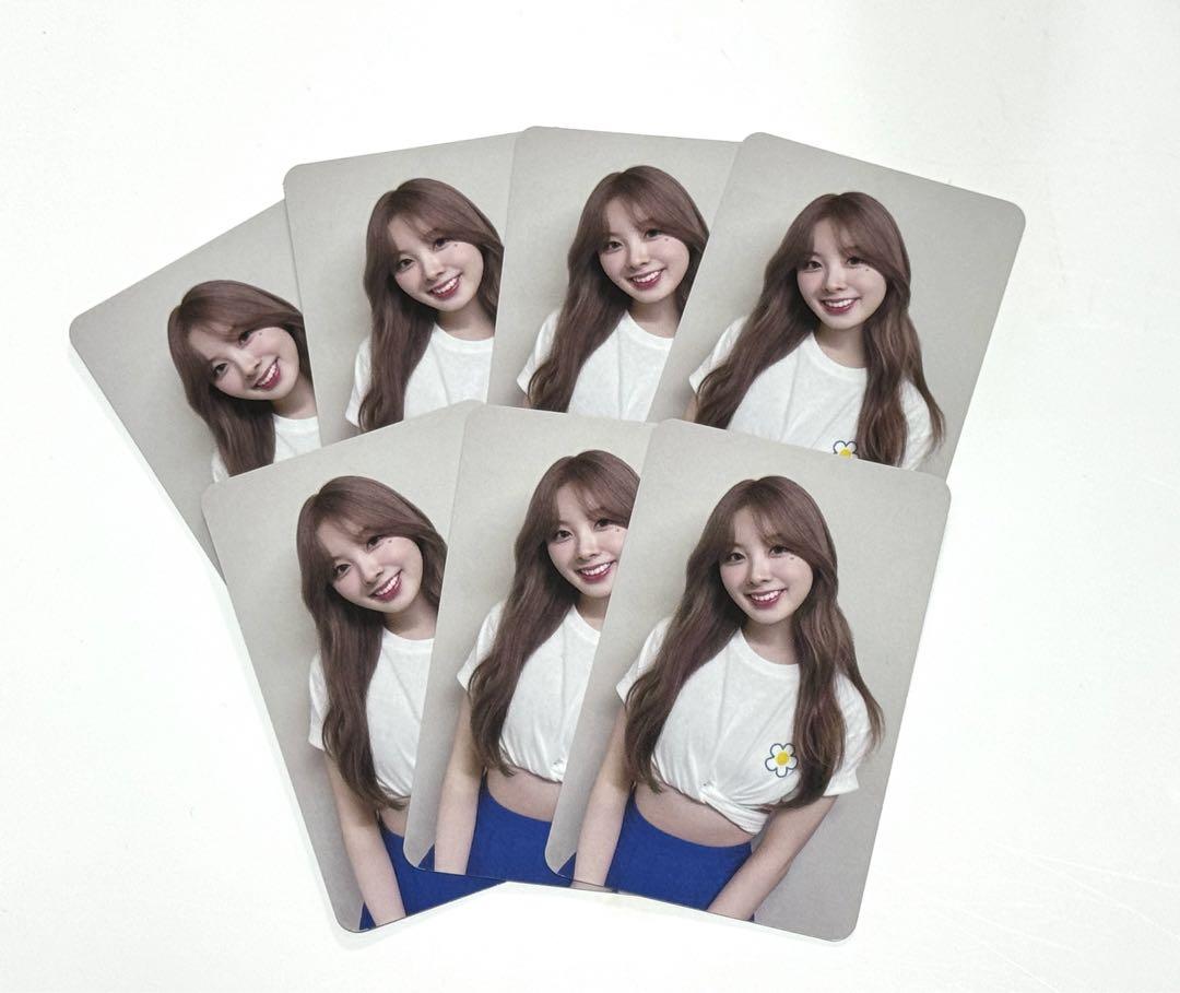 

[USED] NiziU Miihi ZOZO 2nd Day Venue Limited Trading Cards 7 pieces