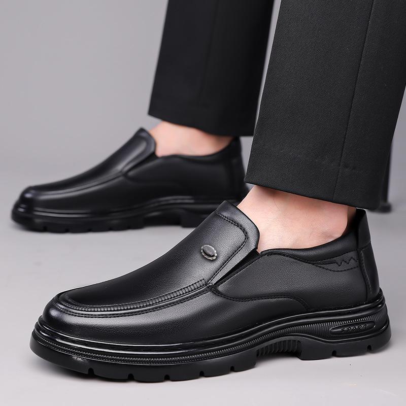 Fashion Men's Business Casual Leather Shoes Thick Sole Round Head New Designer Loafers Male Spring Summer Black Hallow Shoes Man