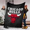 1 szt. Koc tematyczny Chicago Bulls - Nadruk cyfrowy, Poliester, Przytulny na wszystkie pory roku, Idealny na zewnątrz i w podróży
