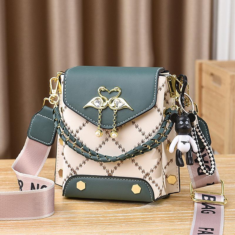 Exquisite Small Square Bag New Fashion Versatile Shoulder Bag Crossbody Bag Casual Women's Handbag Bags