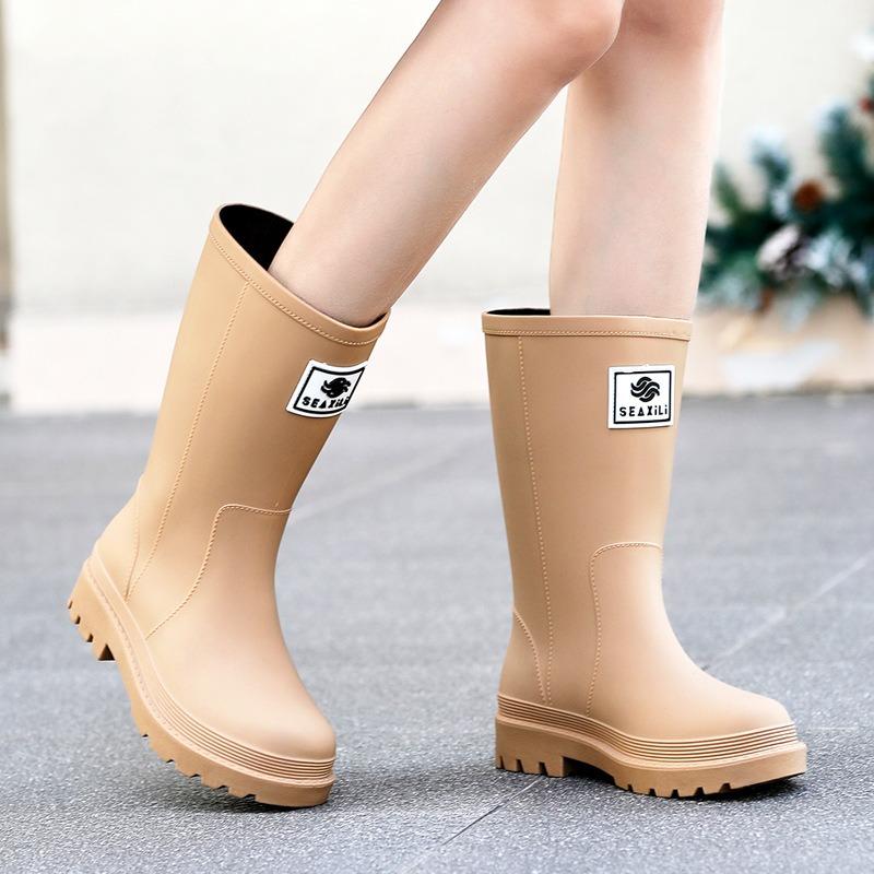New medium tube rain shoes women's non-slip water shoes fashion water boots thick-soled rain boots velvet rubber shoes winter