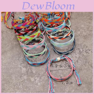 Pulsera de Mujer Estilo Bohemio con Borla Nepalí de Colores y Patrón de Diamantes Geométricos
