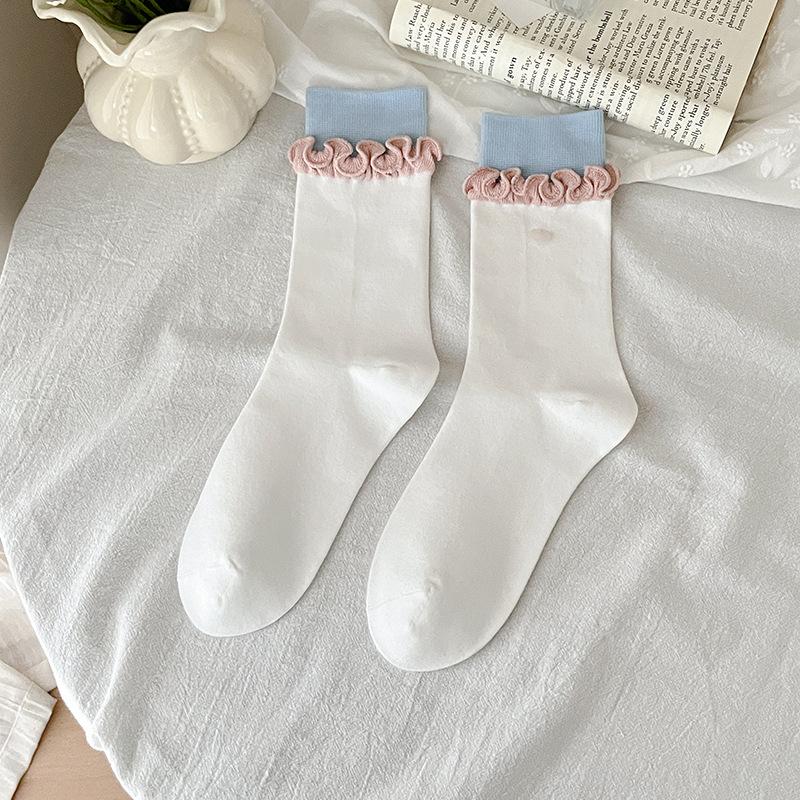 

Female Spring and Autumn Love Button Matching Color Double Mouth Fungus Side In The Tube Stack Socks 1 pair белый