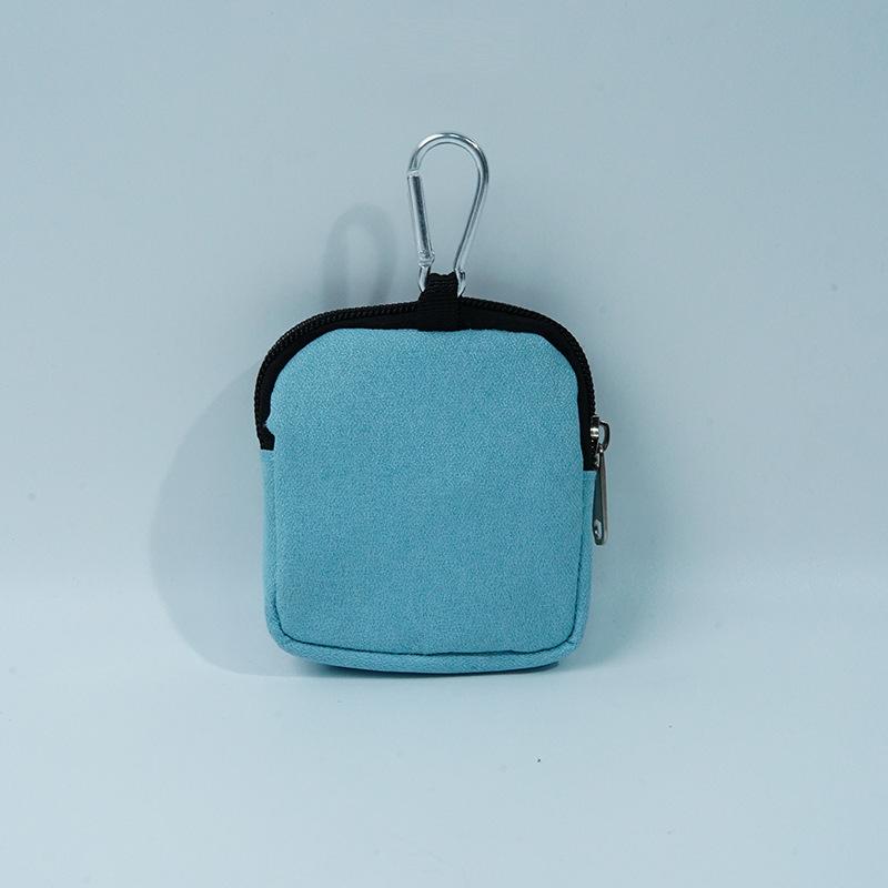 

Outdoor Puppy Snack Bag Portable Treat Bag Pet Reward Bag Dog Training Waist Bags Solid Color Pet Carrier with Hook Pet Supplies небо синє кольору