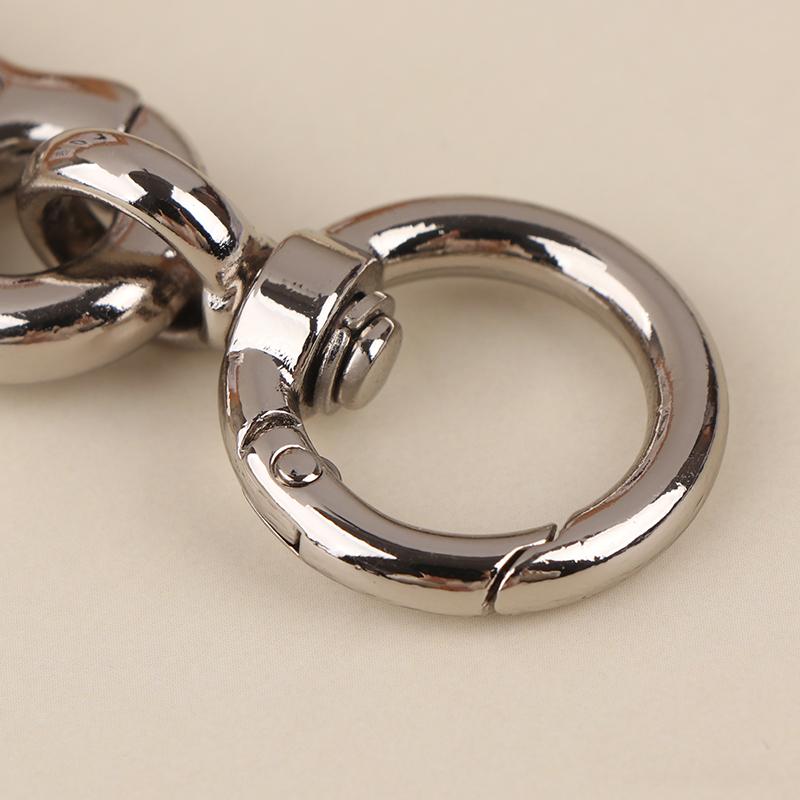 2 st Metall Fjäder Snäpphakar Klämma Bilnycklar Nyckelring Trigger Fjäder Vridbara Spännen För Väskor Nycklar