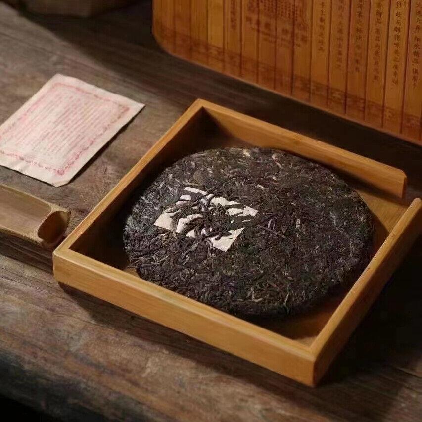 357g Yunnan Raw Pu'er Old Tea 2005 Yiwu Tong Qing Hao Aged Pu-erh Raw Tea Cake