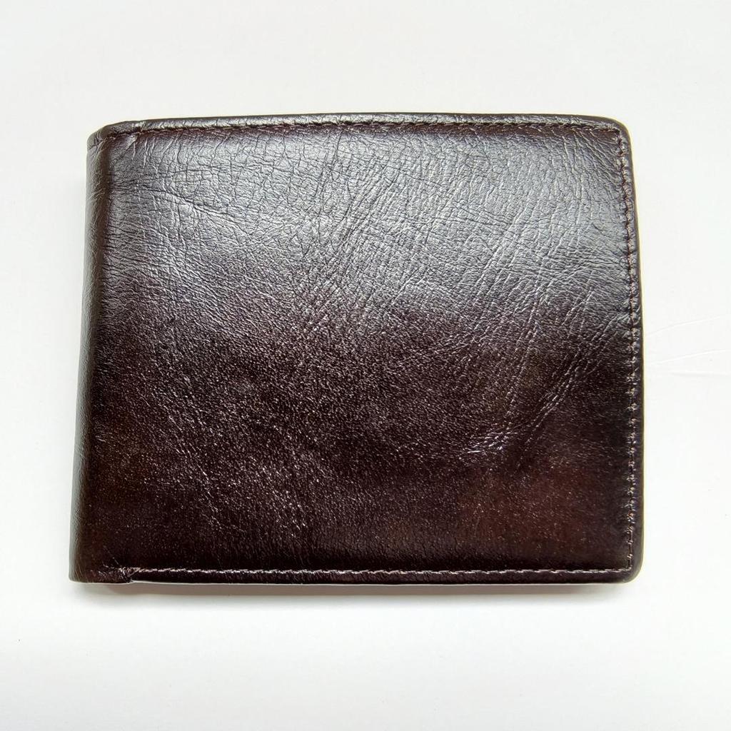 Portafoglio Bifold da Uomo e Porta Carte in Vera Pelle con Tasca Portamonete, Scomparti Multi-Carta, Pelle Bovina di Primo Strato