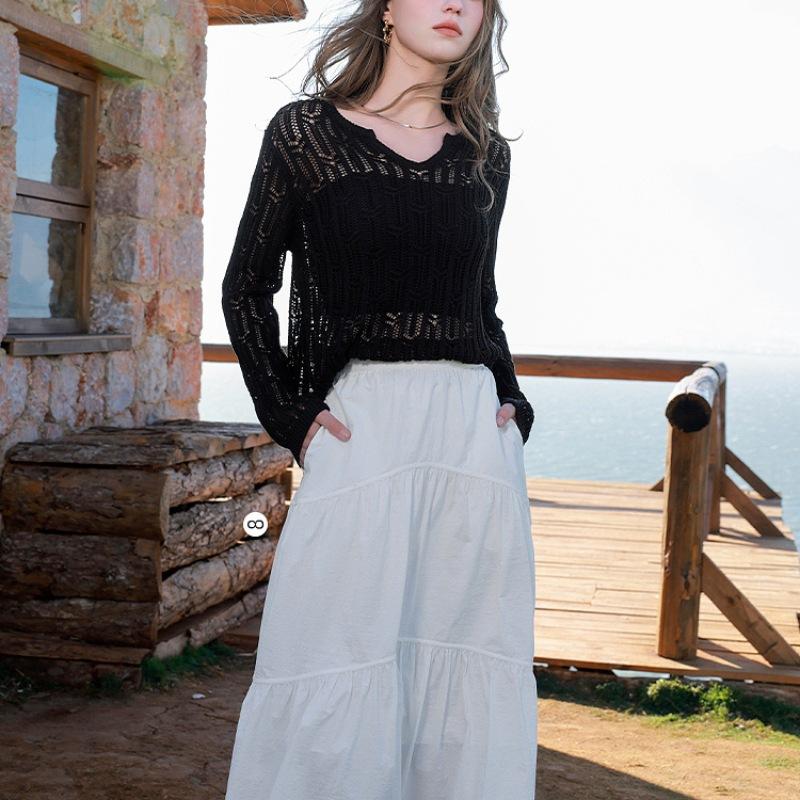 

Solid color hollow V-neck loose and lazy summer new top women s pullover design knitted sweater outer wear average size 54-46 чёрный