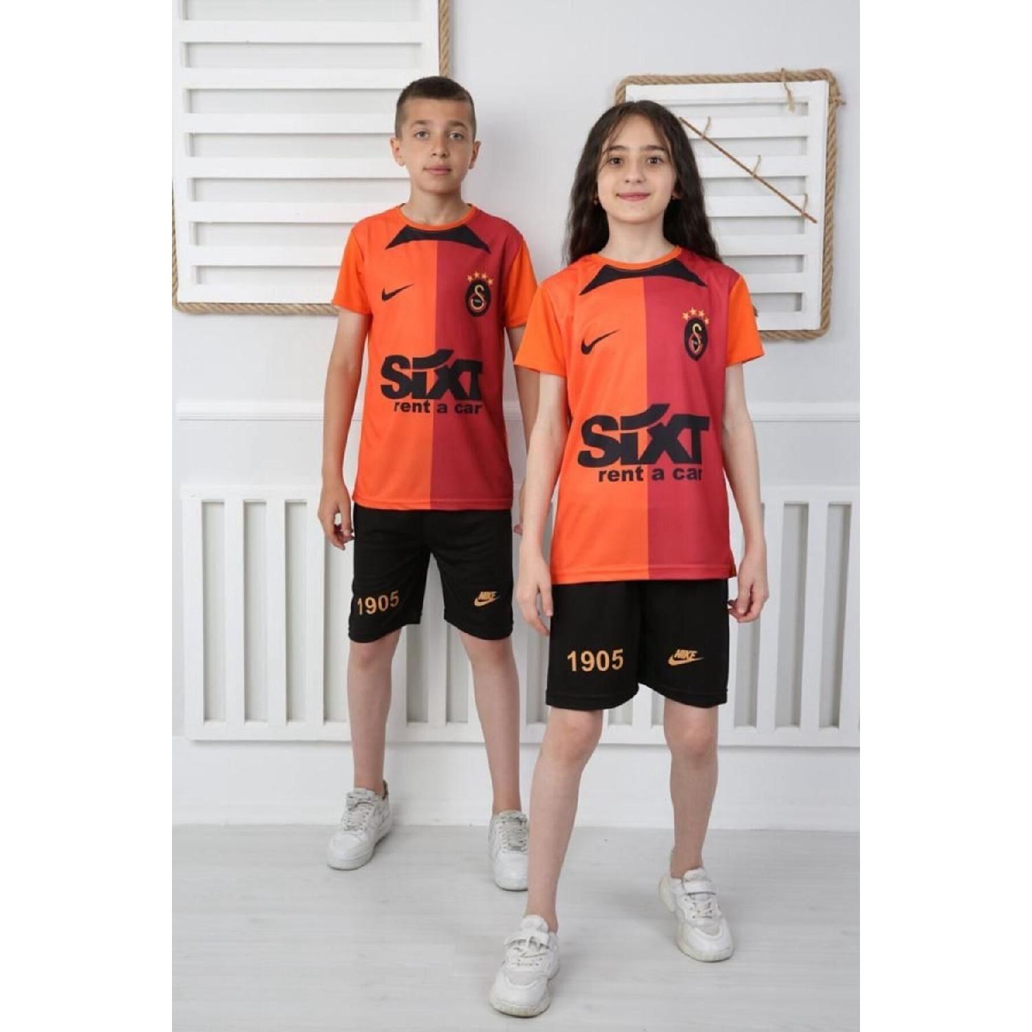 

Комплект фанатского трикотажа 11-12 Yaş красный