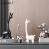 Ceramic Giraffe Statue Ornaments Giraffe Figurines Sculptures Bookshelf Table Ornament For Living Room Bedroom NightStand Decors