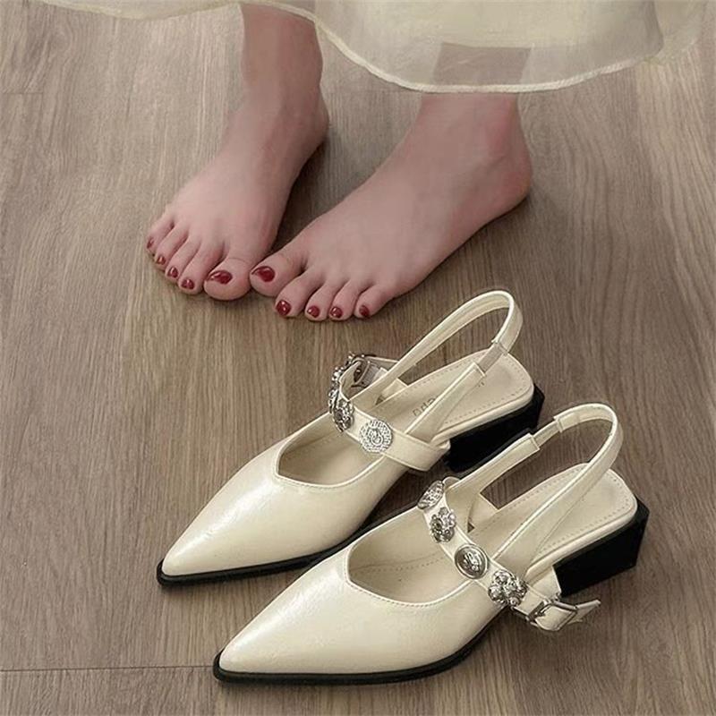 Fashion French Pointed Sandals Womens 2025 Summer New Fashion Light Mouth Metal One-Word Buckle Casual Womens Shoes