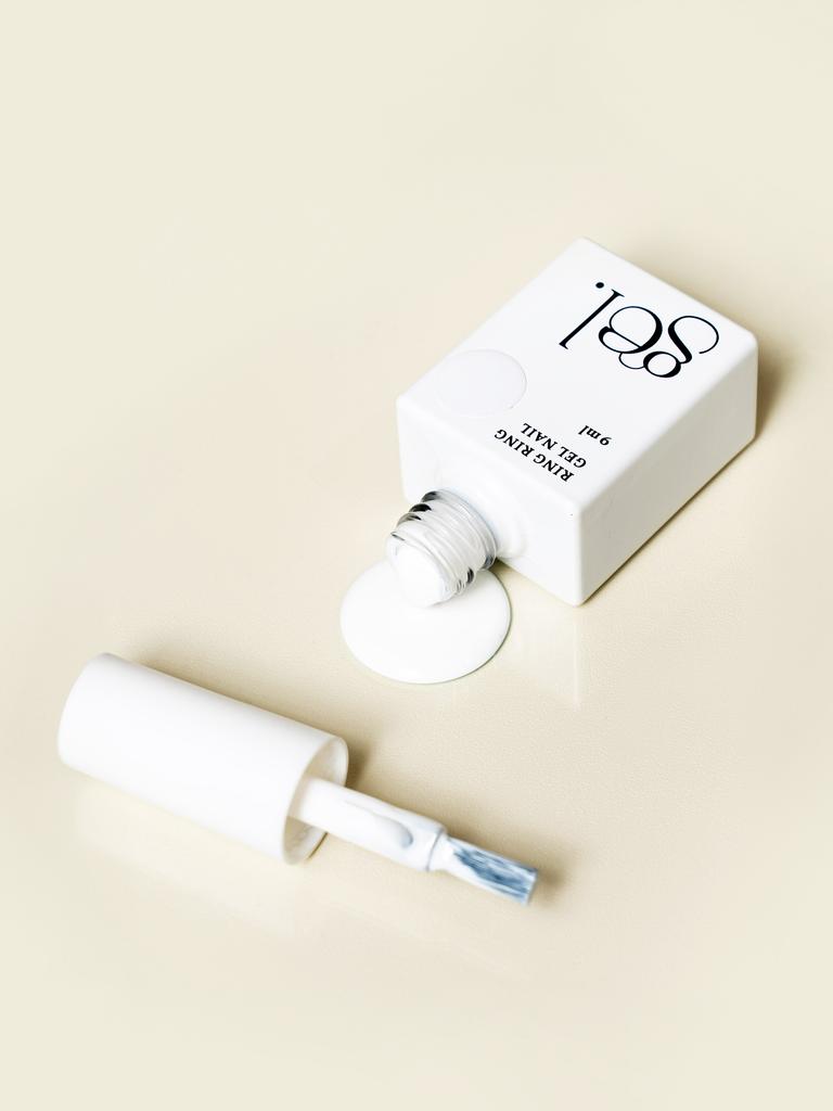 Ring Ring One-Step Gel Nail Polish, 9ml Snow White