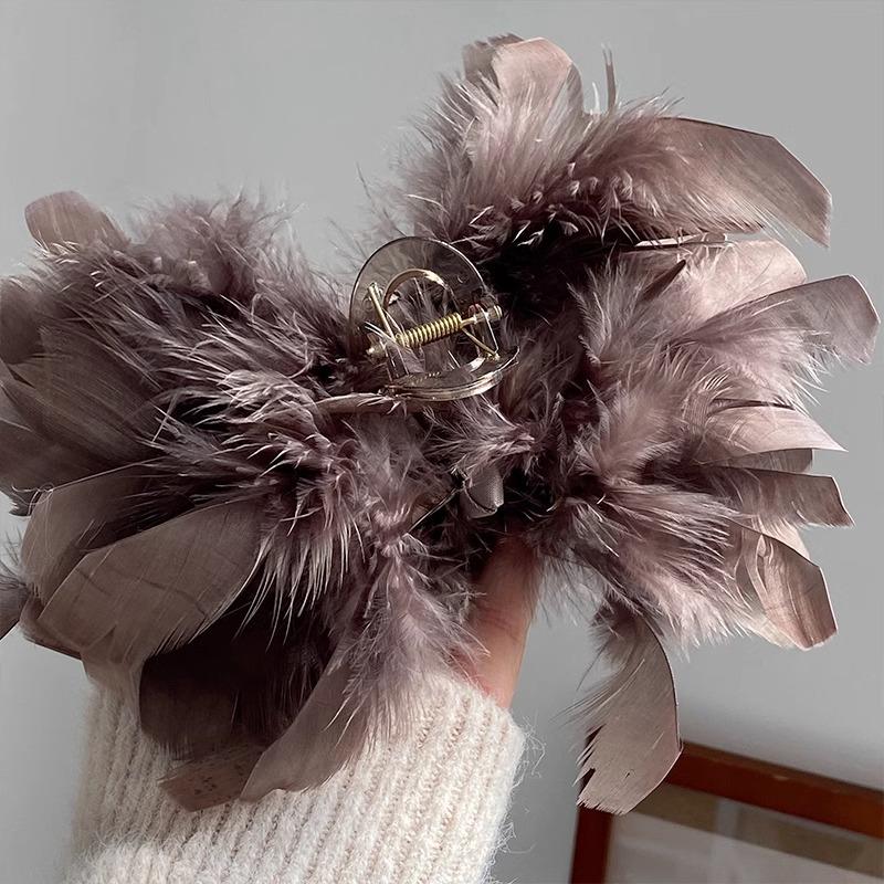 

Temperament Feather Fairy Pan Hair Black Noble Elegant Large Small Unique Clip Back Of Head Thousand Autumn Winter