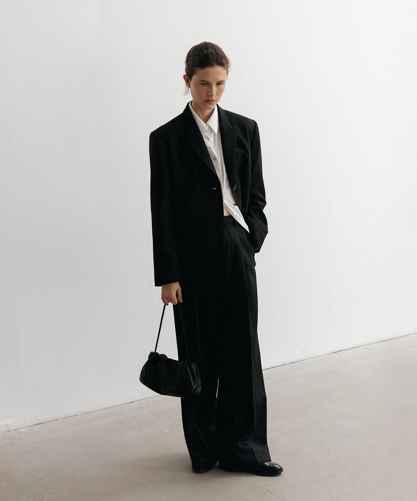 Beullaengkeulumumeon Mild Wool Pants_Black