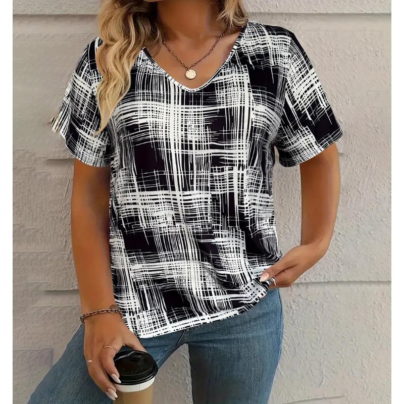 Plus Size Heart Design Pattern Printed T-shirts Summer Fashionable High Quality Short Sleeved
