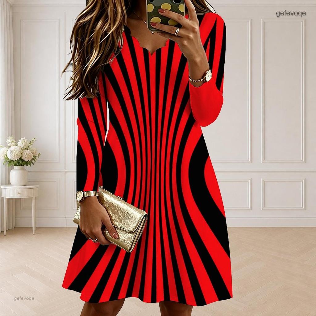 Women Plus Size Scalloped V Neck Long Sleeve Black Printed Dress