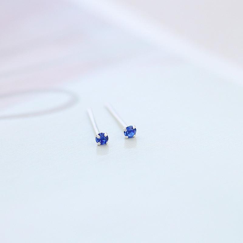 Mini Super Small Diamond Colored Earrings Japanese and Korean Men and Women Gentle Wind Nourishing Ear Piercing Earrings