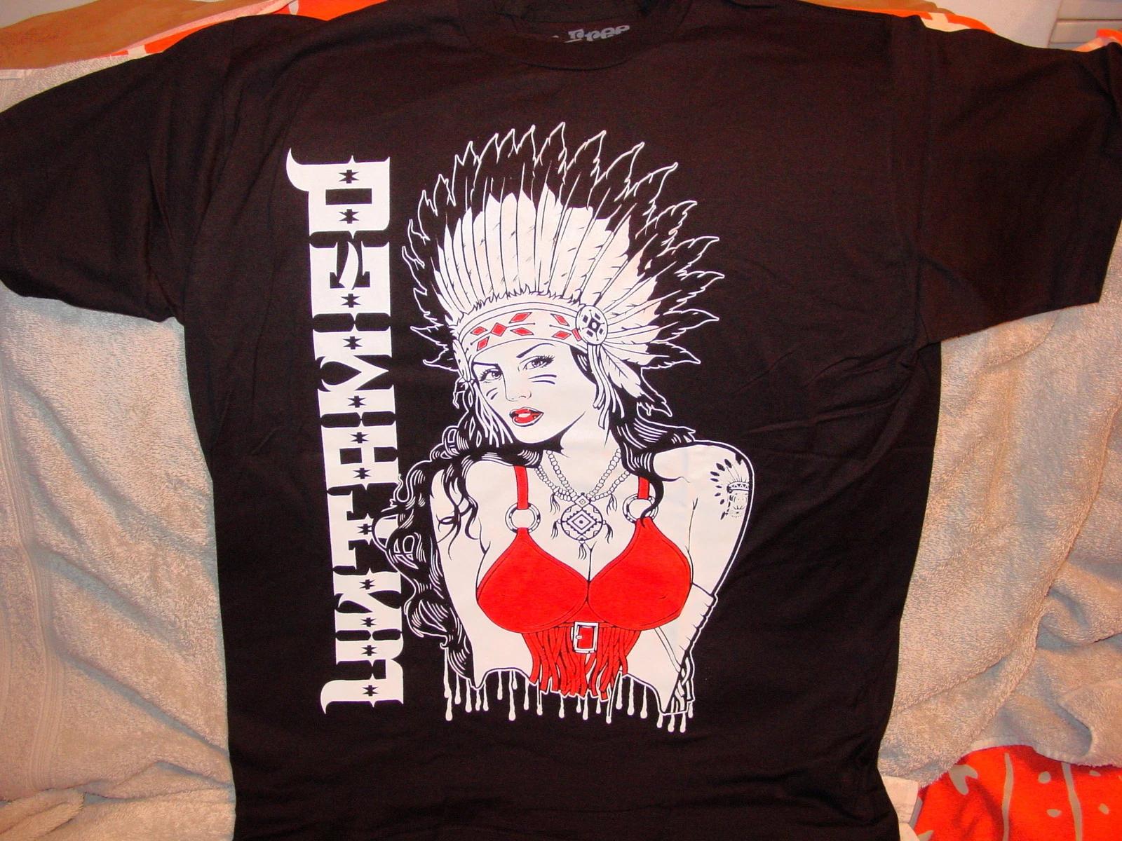 INDIAN LADY WITH HEADDRESS UNTAMED T-shirt M