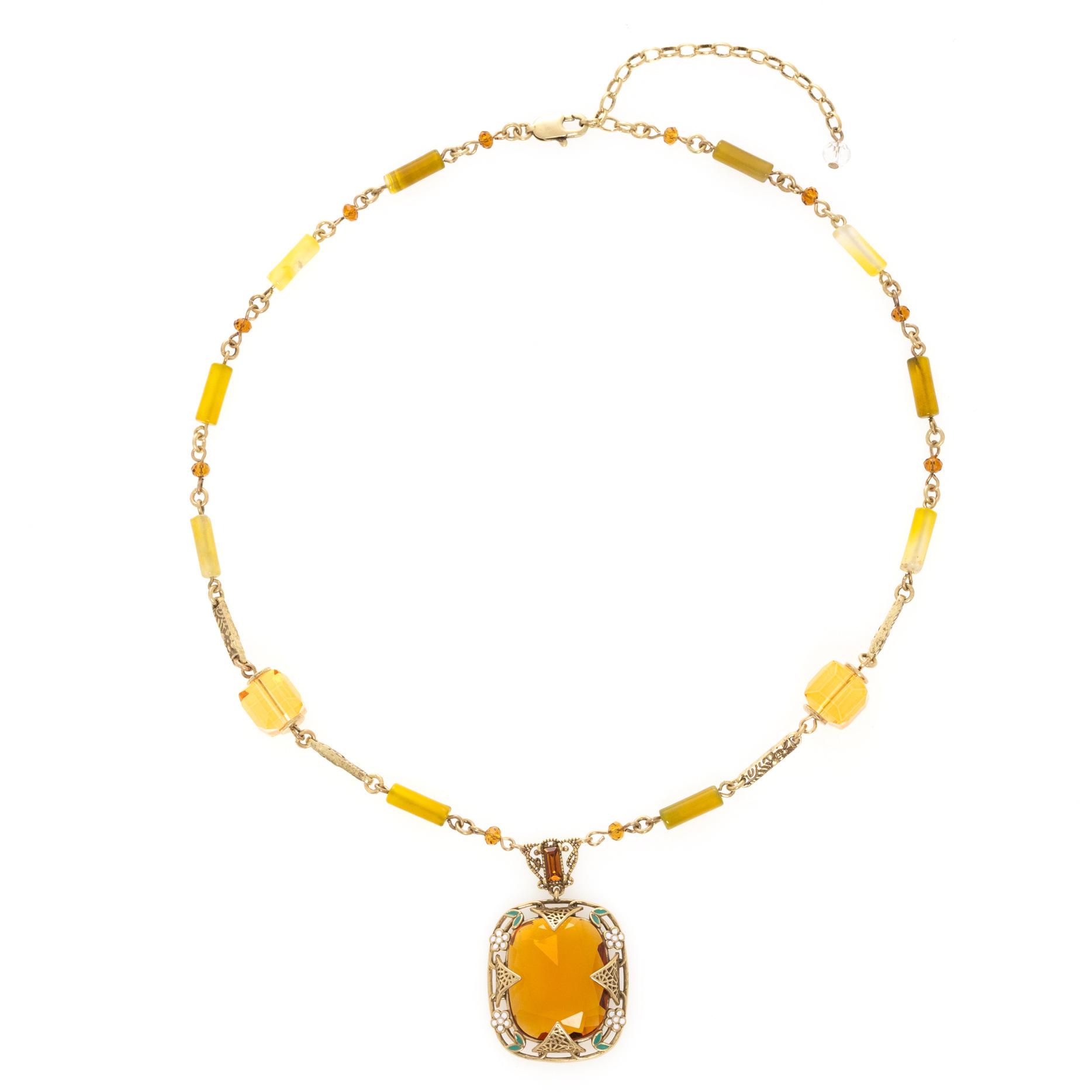 

French Retro Pendant Copper Alloy, Necklace Light Luxury High-End Necklace Niche Design Women