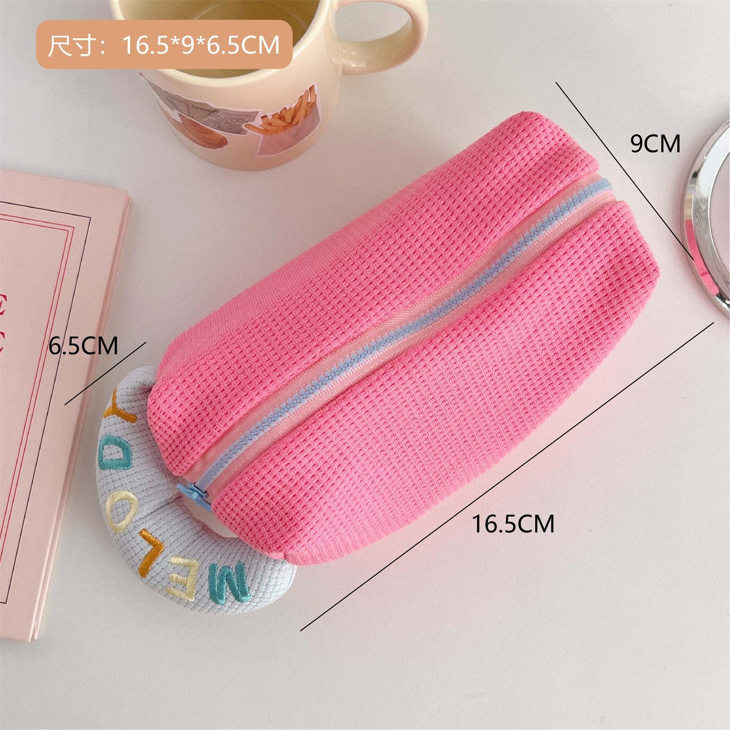 

Cream Puff Pencil Bag Plaid Fabric Plush Storage Bag Large Capacity Pencil Bag Cute Student Stationery Storage Bag