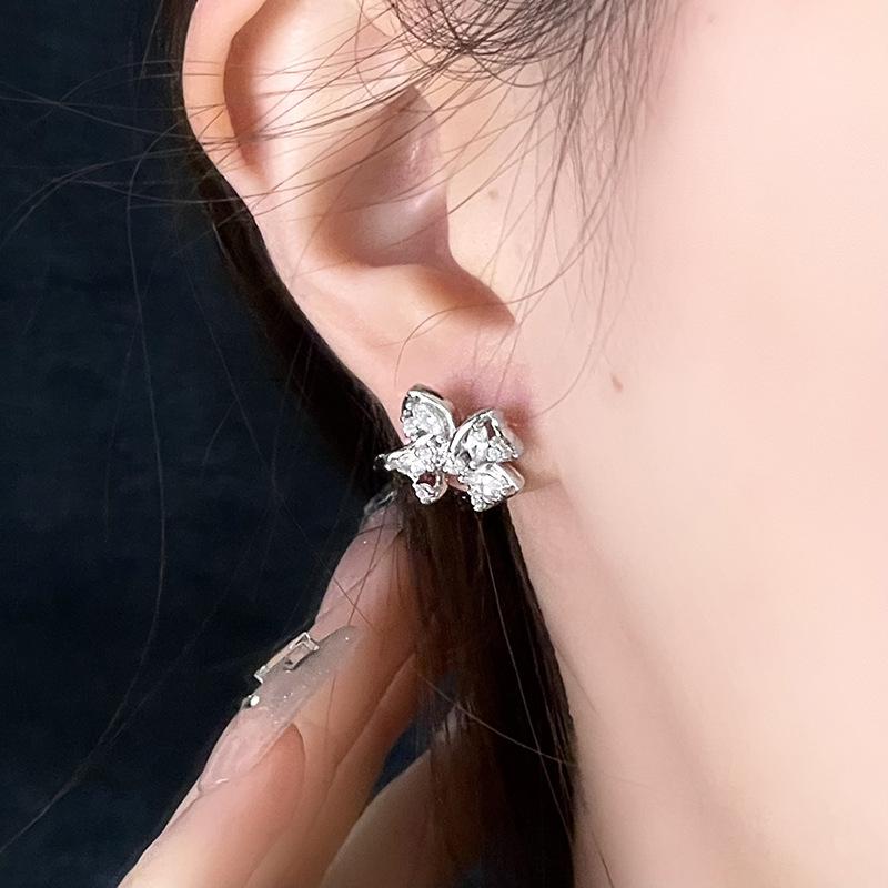 Blumen Ohrstecker Damenmode Leichter Luxus Nischen Design Temperament Ohrringe Sanfter Schleife Leicht Zirkonia Eingelegte Ohrringe