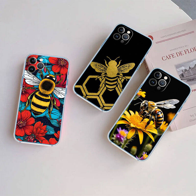 MH20 Bees Cartoon Case for Motorola E7 G6 G7 G8 G9 Plus Power Play G10 G20 G04 E30 E40 E22 E20 E13 E15 G22 G23 G05 G75 G35 G55